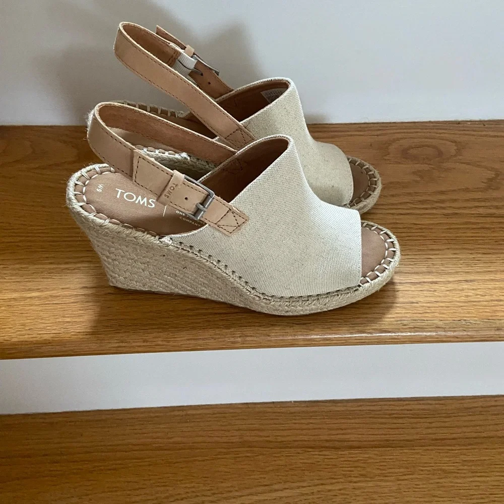 TOMS Monica Espadrille Wedge Sandal in Natural in Box - Picture 7 of 9